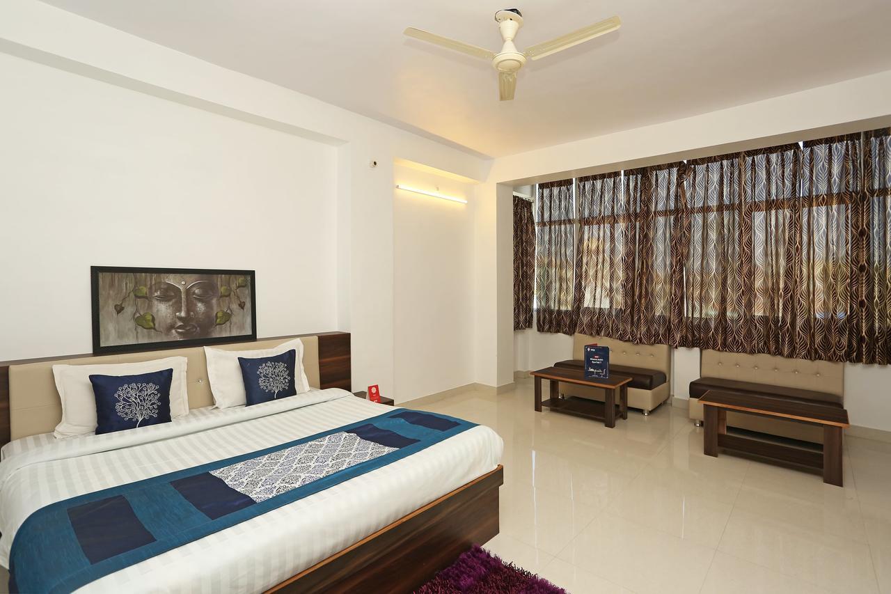 Oyo 9853 Hotel Haveli Inn Джодхпур Экстерьер фото